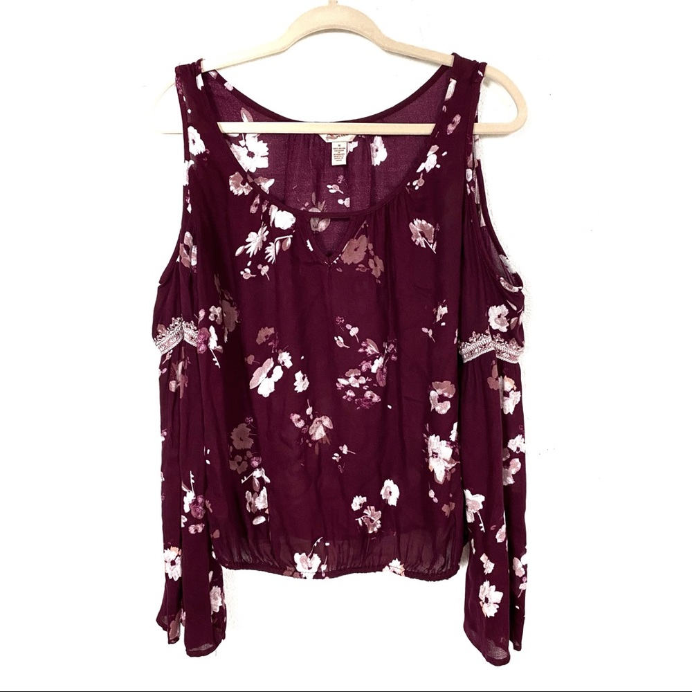 EUC Arizona Jeans Burgundy Floral Cold Shoulder Top  SZ M